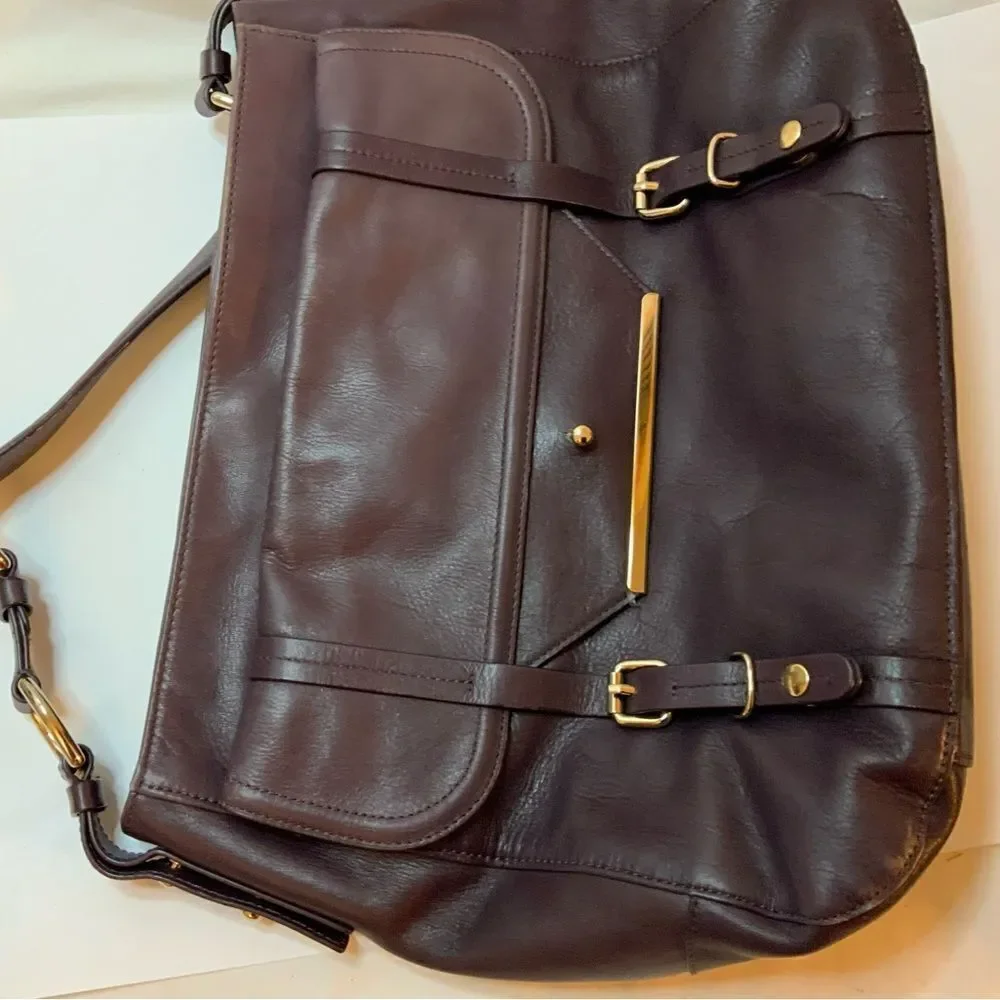 TRE VERO Purple Leather  Hobo Handbag Purse Bag-VERY NICE